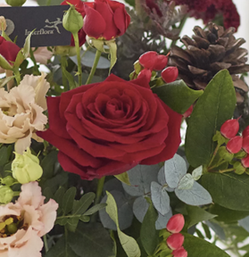 Classic Christmas Floral Vase - Image 5