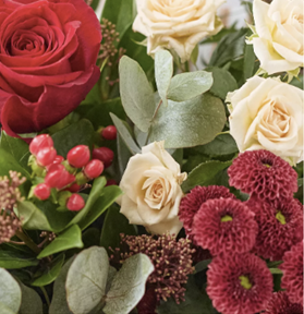 Classic Christmas Floral Vase - Image 3