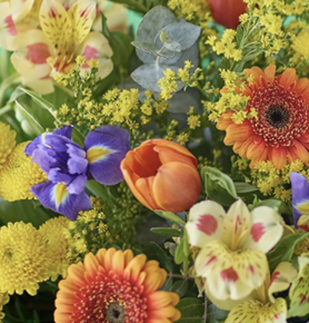 Bright Spring Bouquet - Image 4